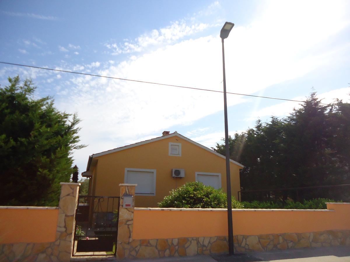 Holiday Home Istra With Jacuzzi Medulin Exterior foto